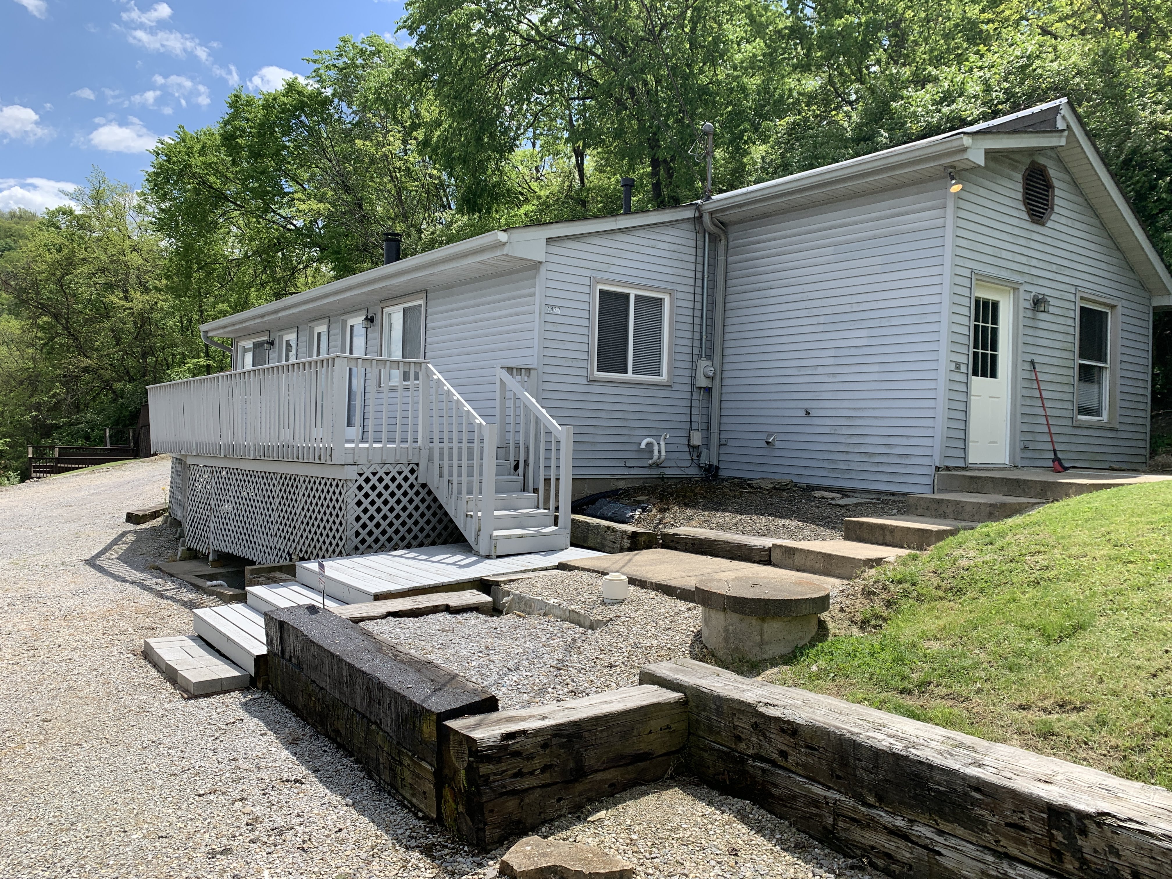 Ohio Private Selling Officer (PSO) 4419 & 4437 River Rd, Hebron, KY 41048