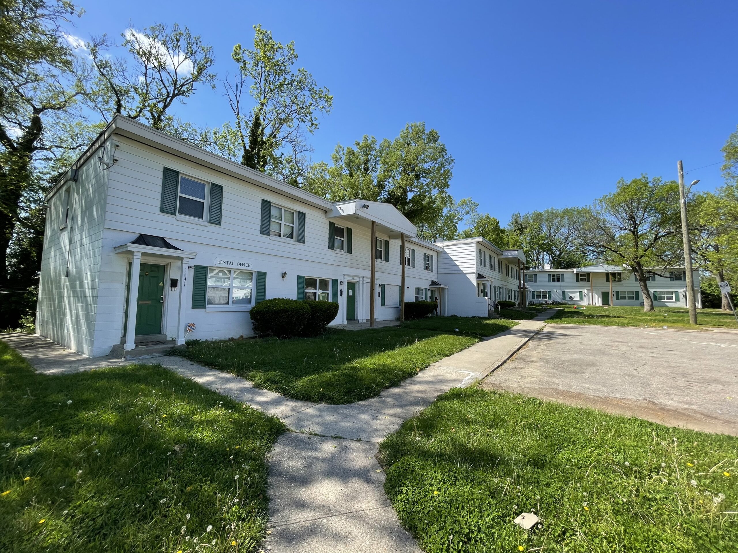 Colonial Village Apartments Cincinnati